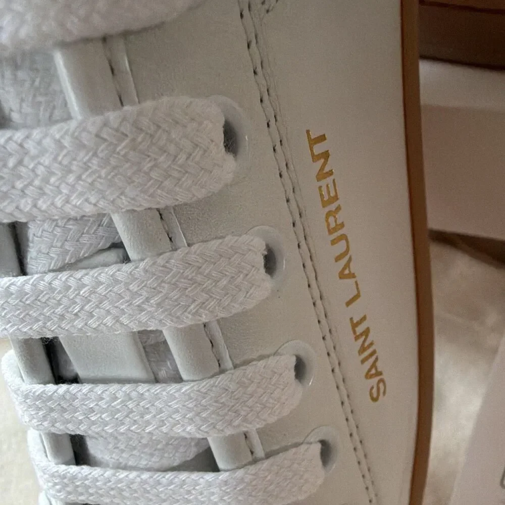 Saint Laurent White Leather Low Top Sneakers Gum Sole Gold Logo EU 40